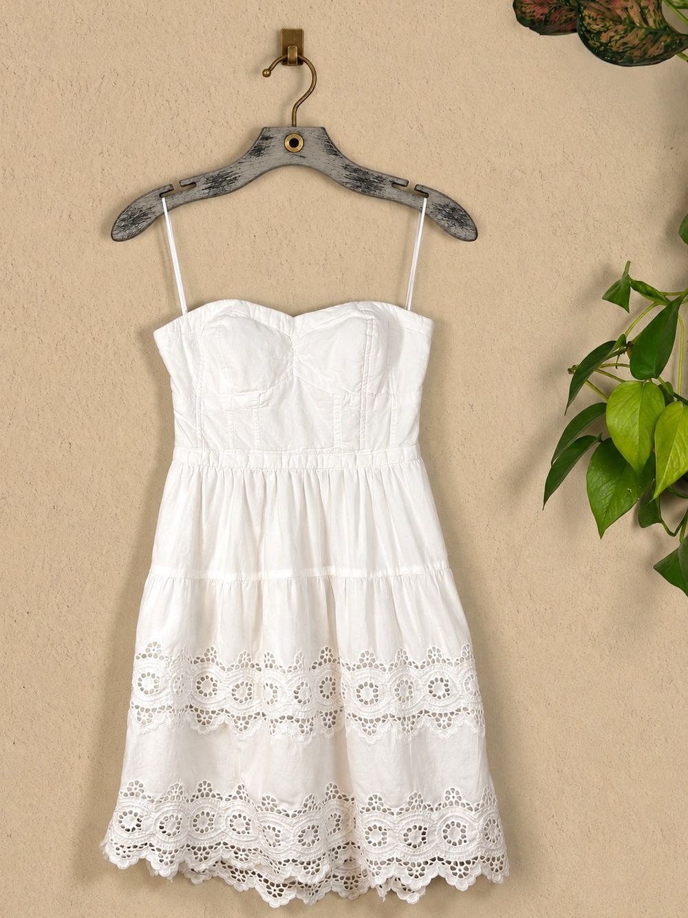 American Eagle Outfitters White Eyelet Lace Strapless Sundress Size 4